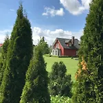 דירה Linden Garden פוסטוינה