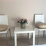 Linden Garden דירה *
