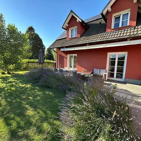 Linden Garden Апартаменты Постойна