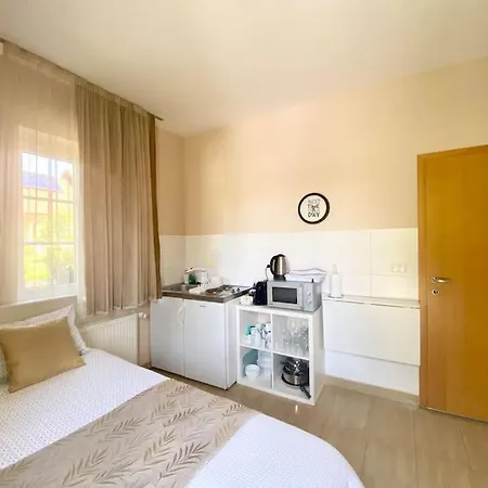 Linden Garden * 포스토이나