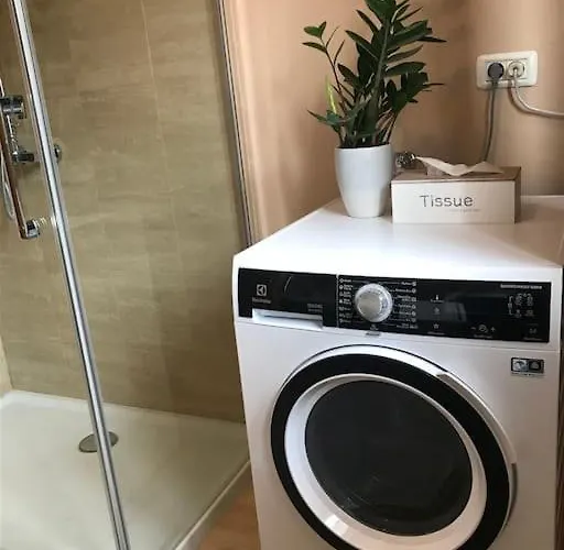 Appartement Linden Garden Postojna